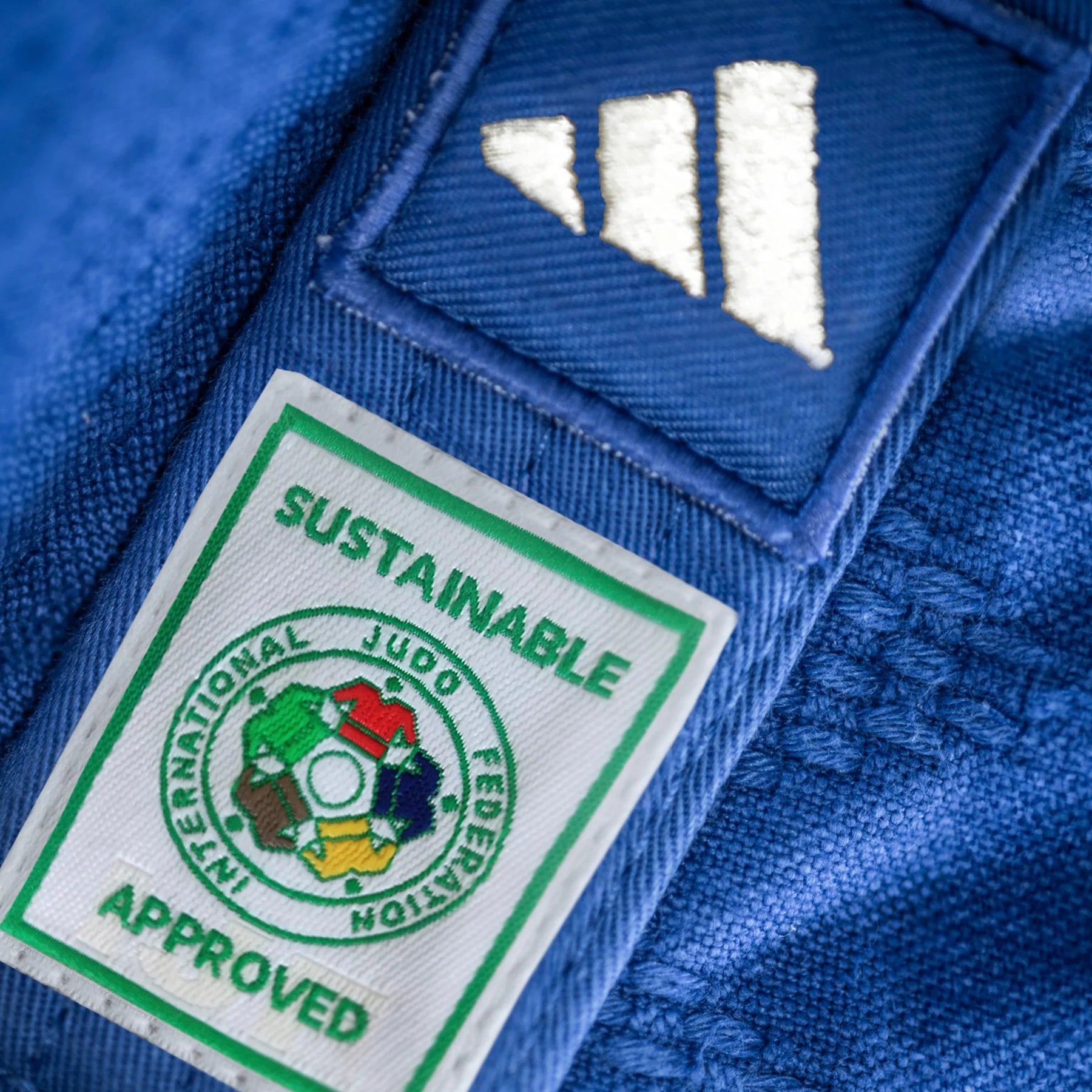 Adidas JU kimono Champion III IJF 750g, modré