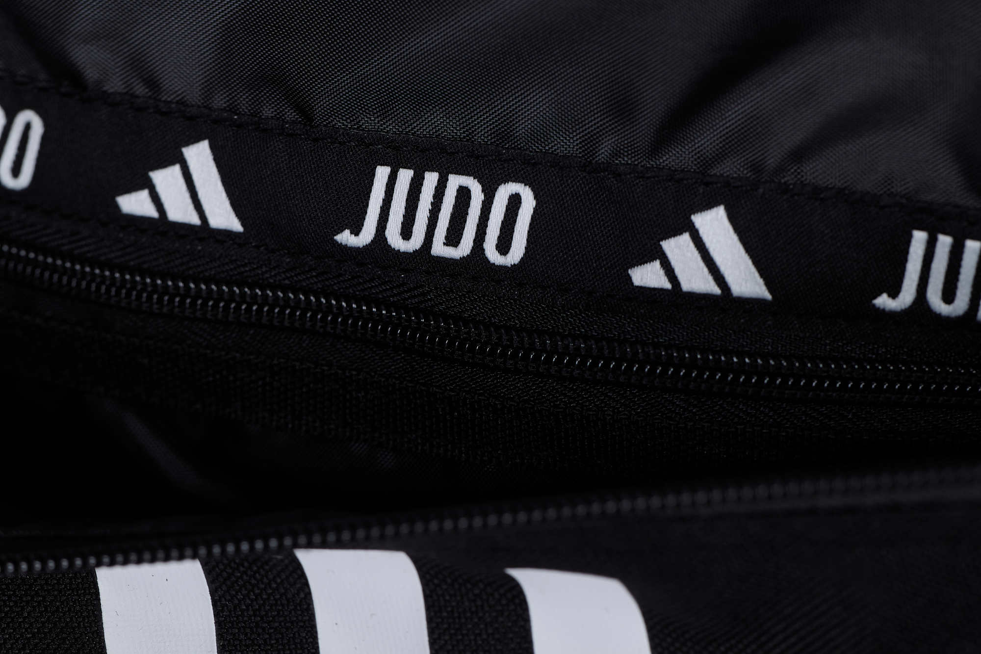 Adidas judo taška na kolieskach, čierna