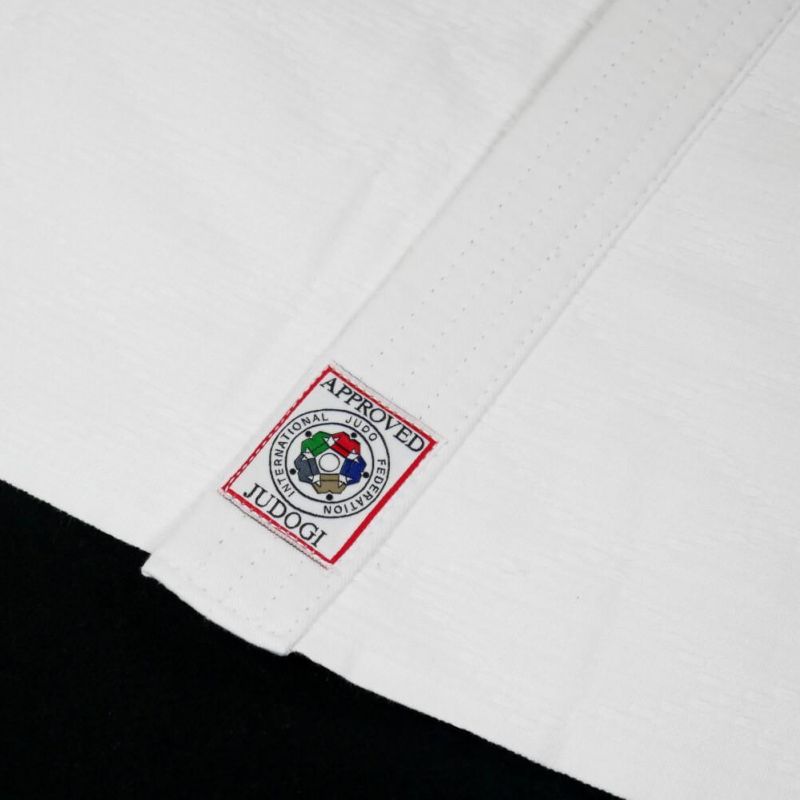 Kusakura judo kimono Joex 700g, biele
