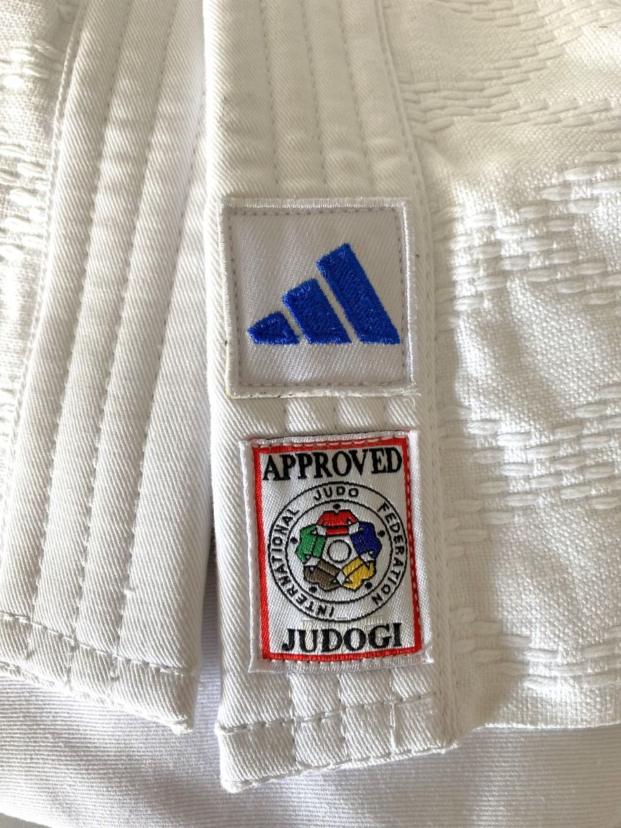 Adidas JU kimono Champion III SVK Regular fit 750g, biele